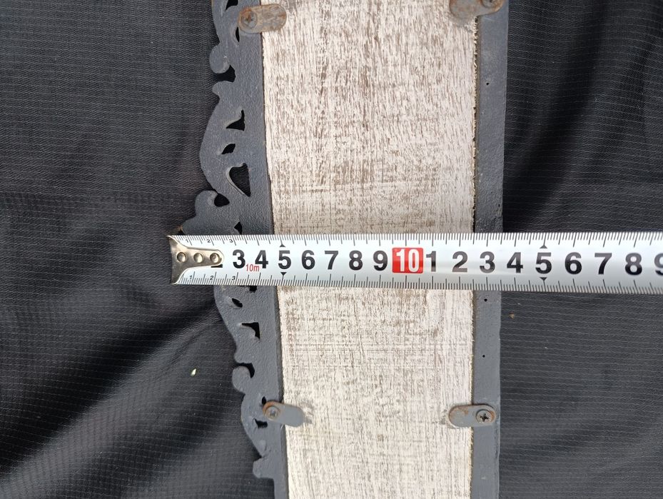 Stalowa ozdobna ścienna