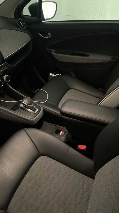 Подлокотник Renault Zoe, Рено Зое