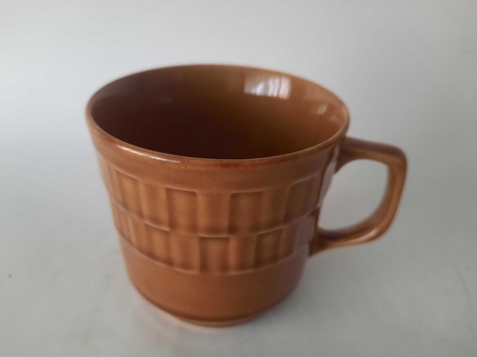 kubek z uchem- porcelit Chodzież- PRL