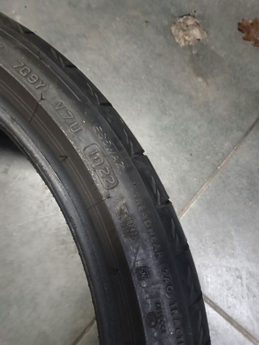 2 pneus 235 35 r19 bridsgestone