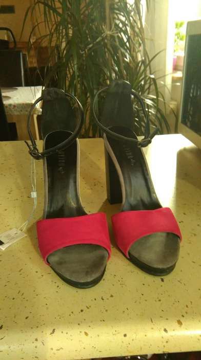 Buty rozmiar 37 sandały