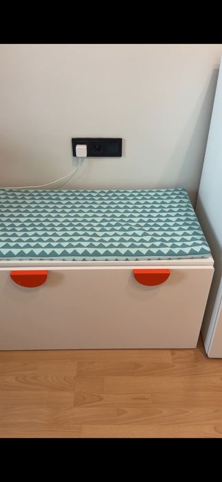 Ящик Ikea для зберігання іграшок/одягу лавка, тумба