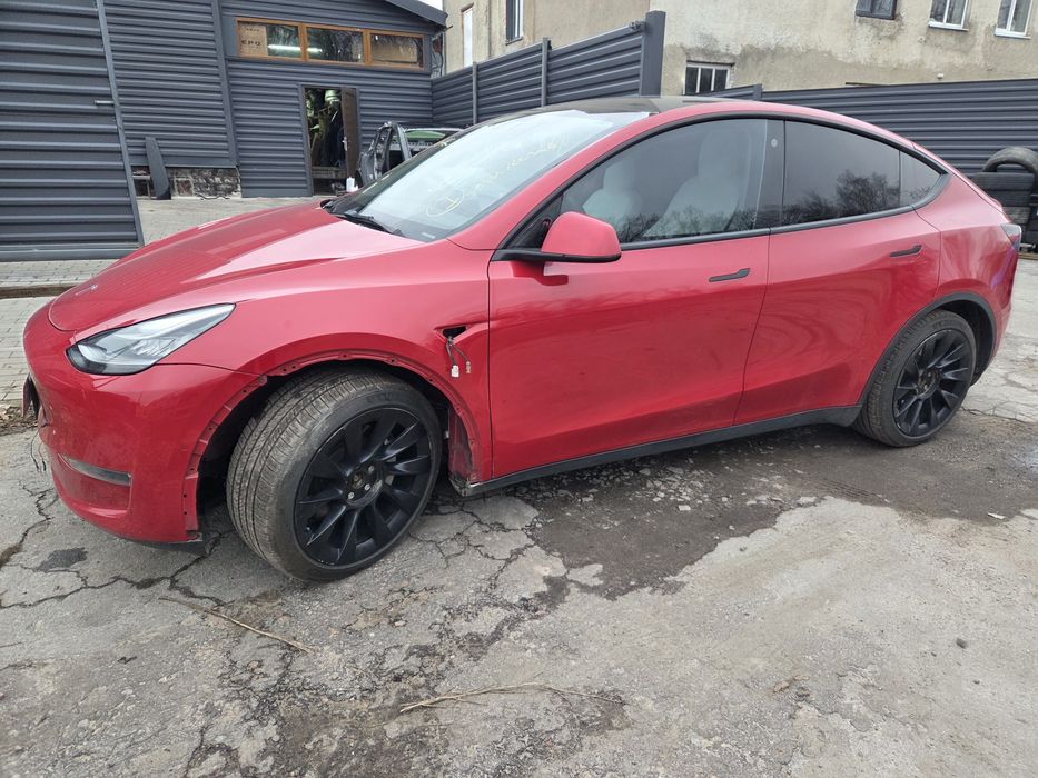 Розборка шрот автозапчастини tesla model y
