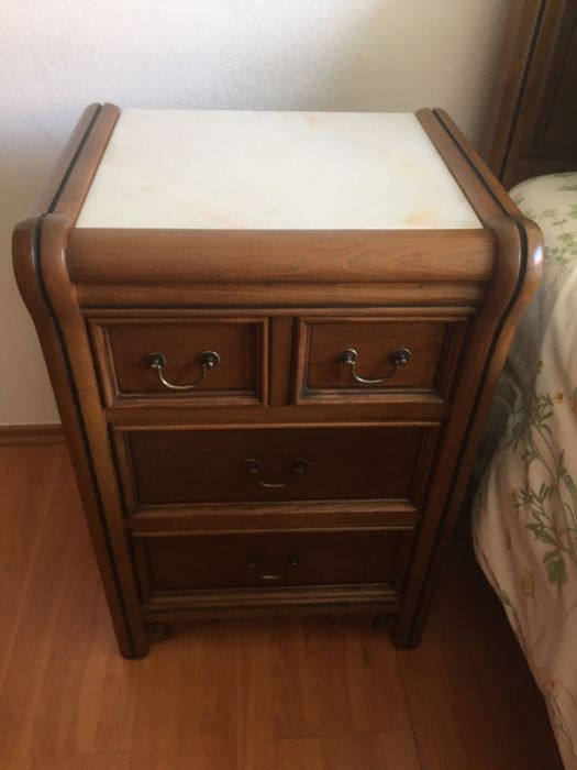 Mobília de quarto em muito bom estado