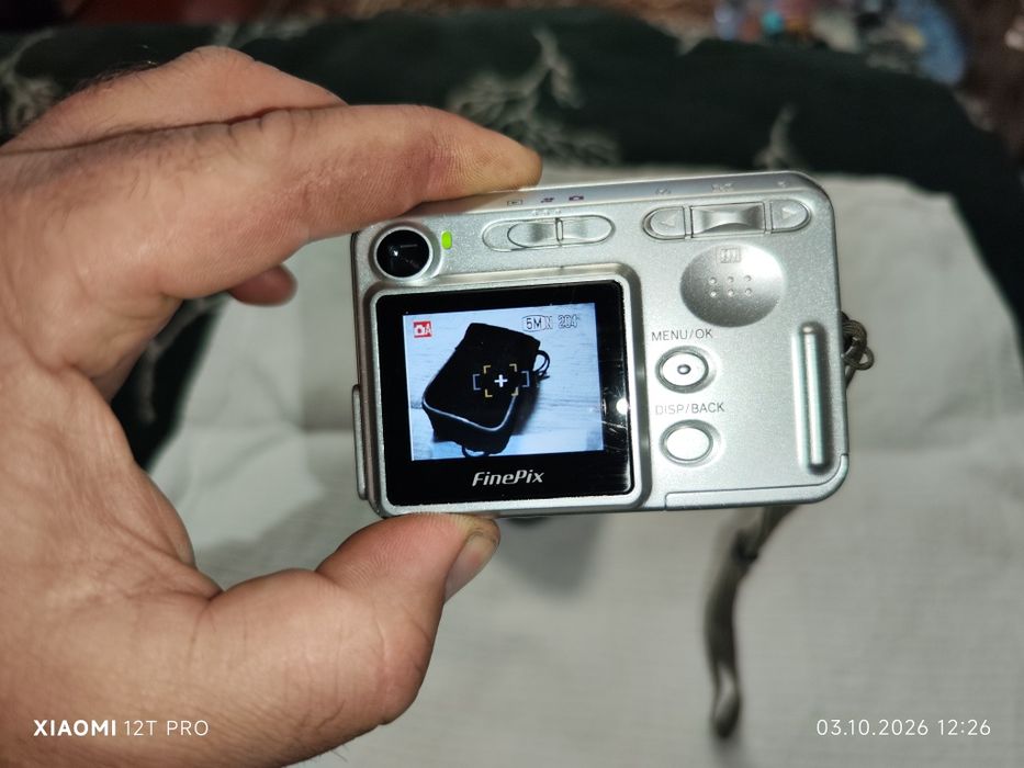 Продам фотоаппарат Fujifilm A370