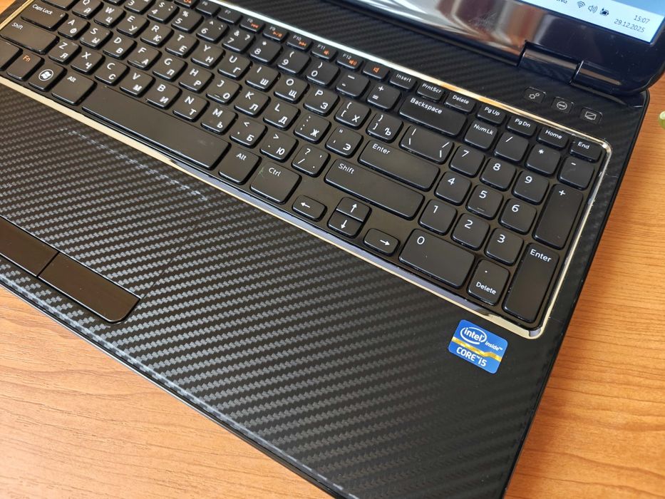 DELL Inspiron N5110 15.6"/Intel Core i5 /6 DDR3 /128 SSD + 500 HDD