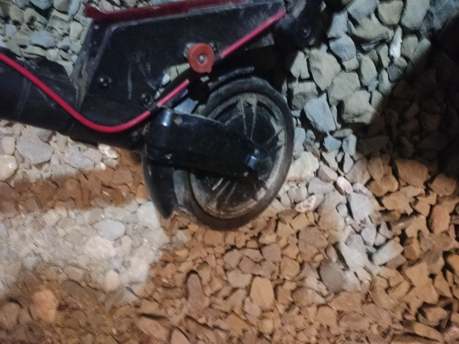 Hulajnoga elektryczna Frugal
