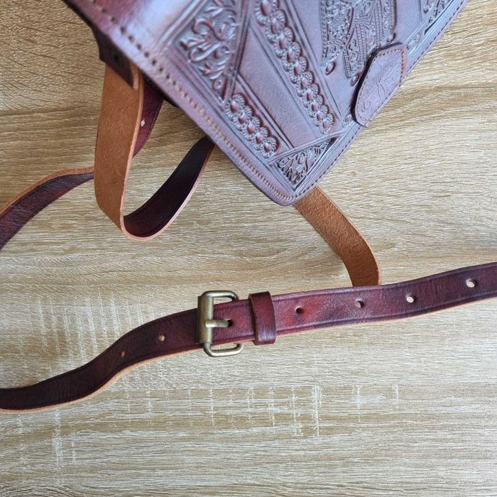 Carteira em Couro Natural com Simbolo Mão de Fátima (Hamsá)