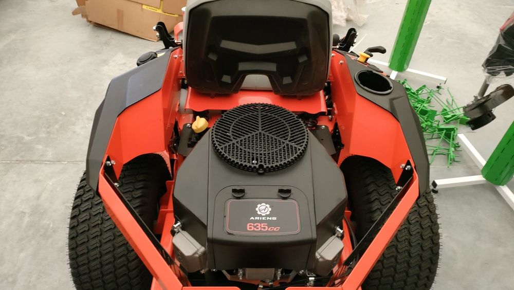 traktor Kosiarka zero-skręt Ariens Edge 42" dostępny od ręki