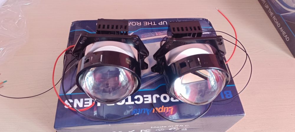 Є опт  Бі-LED лінзи в фари 2.5" / 3.0" — супер яскраві, IP68