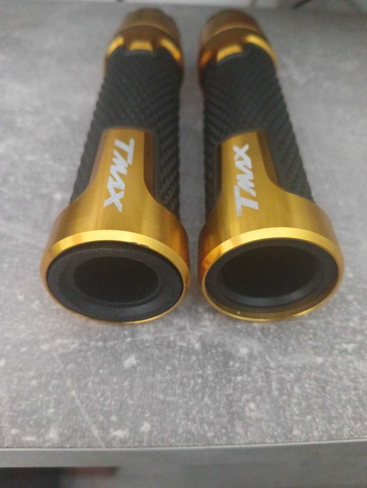 TMAX 560 uchwyt na kierownice