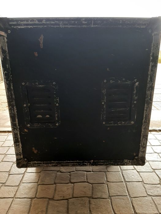 Rack usada com rodas