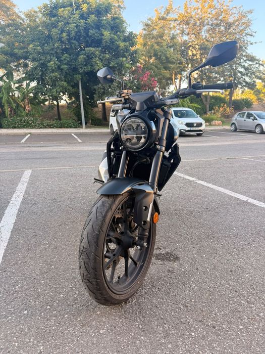 Motociclo marca honda