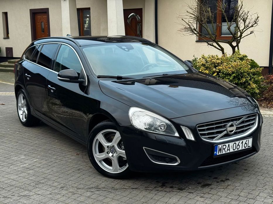 Volvo V60 Super stan. Volvo V60 1.6B-Turbo, Gotowy do rejestracji