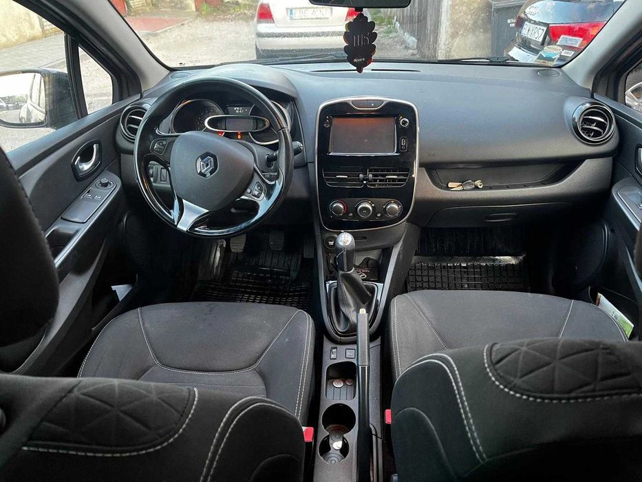 Renault Clio super stan