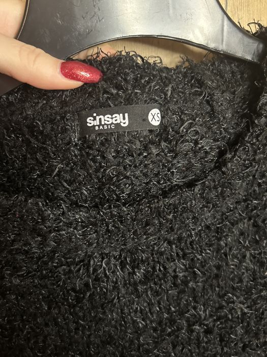 Sweter z dłuższym tyłem