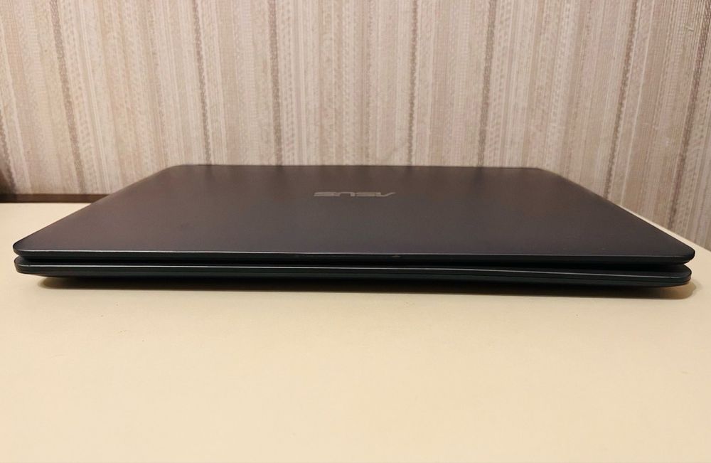 Ноутбук Asus Vivobook