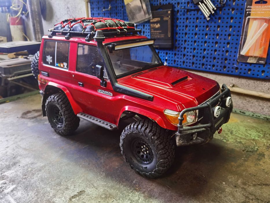 Rgt Intruder 86020 + extras