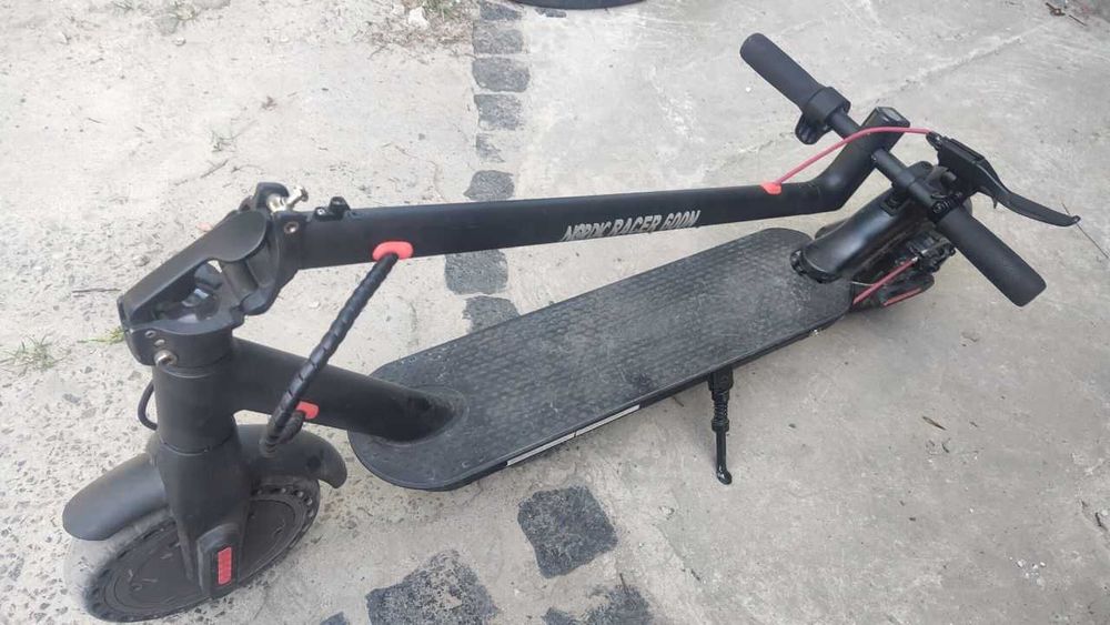 Електро самокат Nordic Racer 600N