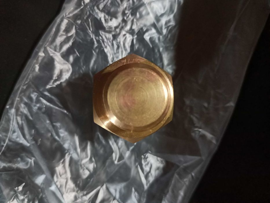 Датчик температуры (включения электровентилятора)