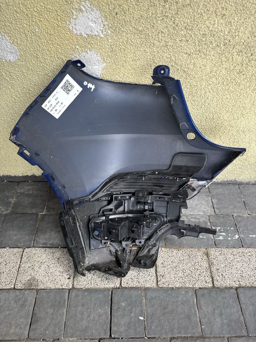 Narożnik zderzaka prawy tył Renault Captur II BLEU IRON RQH Lampa LED