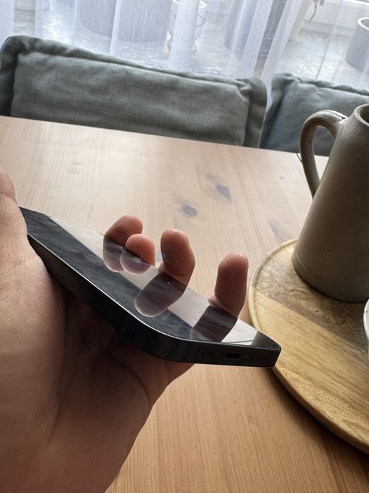 iPhone 12 - Stan BDB (kondycja baterii 94%)