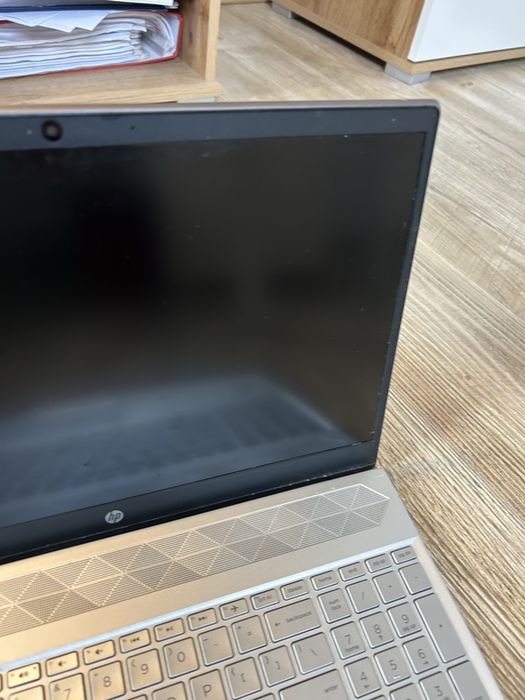 HP Pavilion 15 i5 10 gen 8GB RAM 512GB SSD Stan dobry