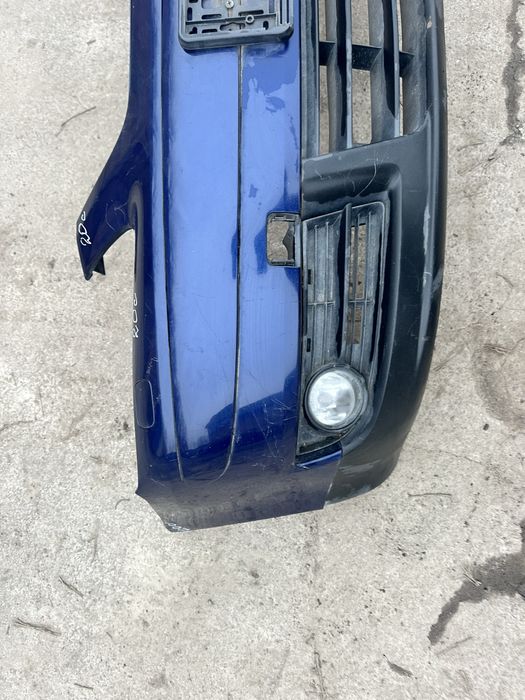 Передній бампер Фольксваген Туаран 1 Volkswagen Touran I 2003-2006