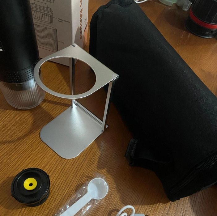 Máquina Café Portátil Só Mala e Suporte