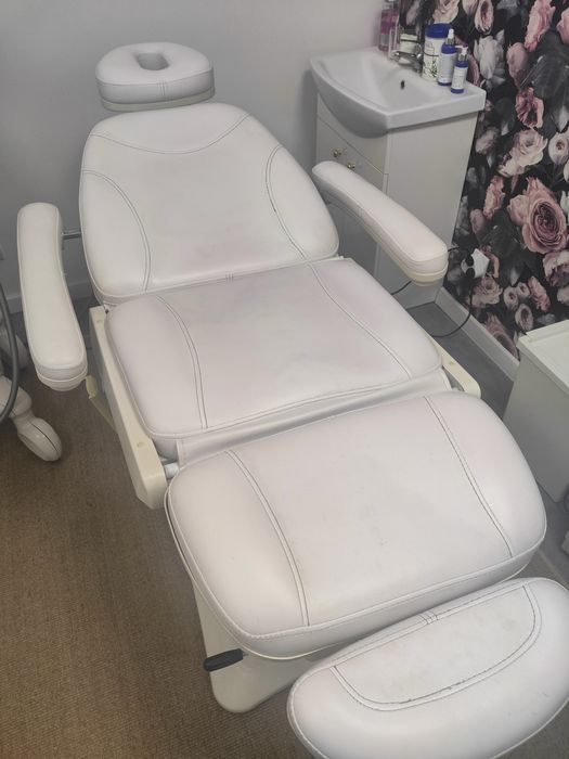 Łóżko kosmetyczne  elektryczne