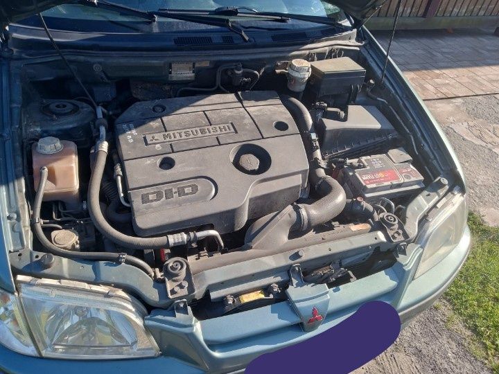 Sprzedam Mitsubishi spacestar 1.9 did garażowany robiony na bieżąco