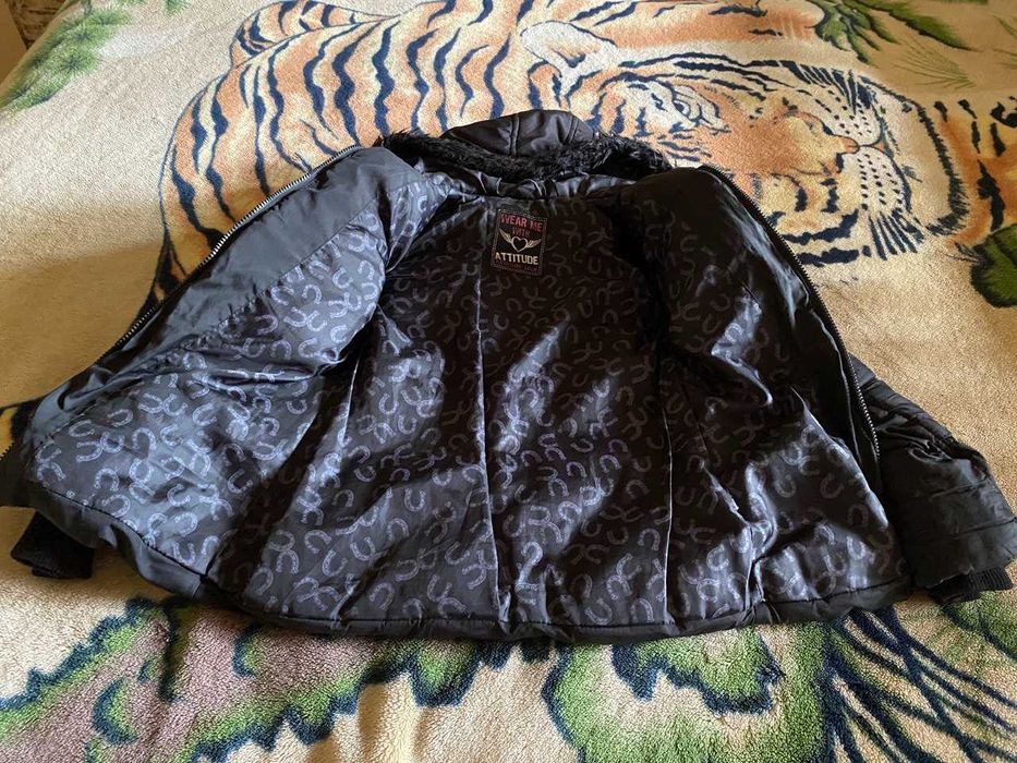 Черная курточка 146см