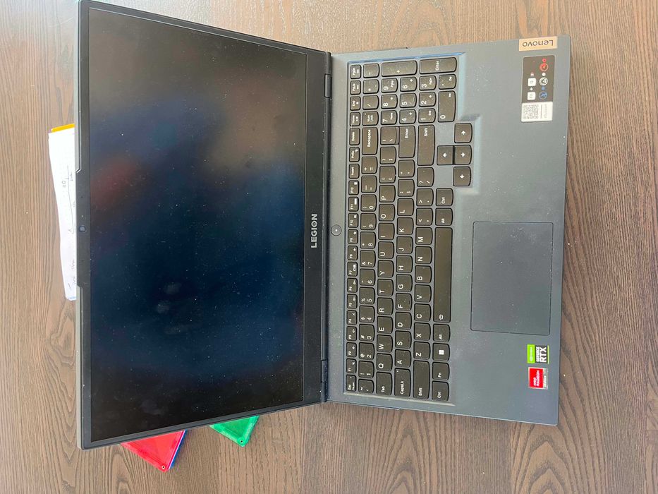 Lenovo Legion 5-15 Ryzen 7 5800H/16GB/512/Win11 RTX3060 165Hz