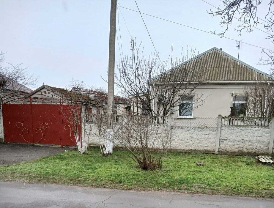 Міцний будинок 75,6 м² у центрі Холодної Балки