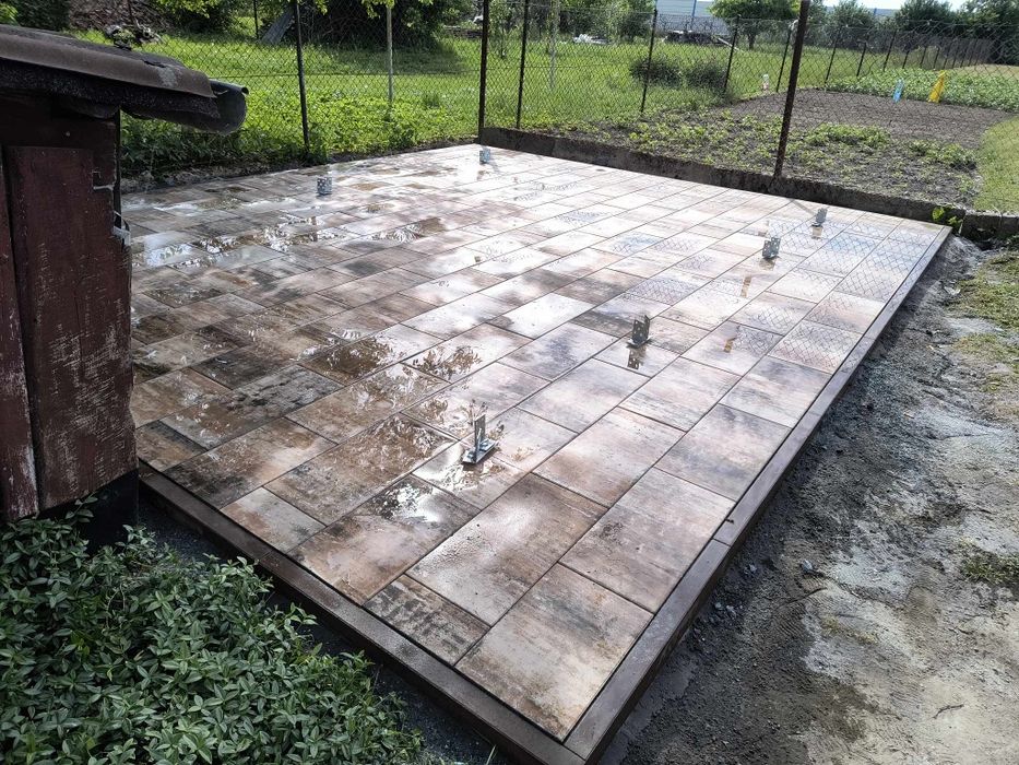 Kompleksowe układanie kostki brukowej brukarstwo chodniki podjazdy