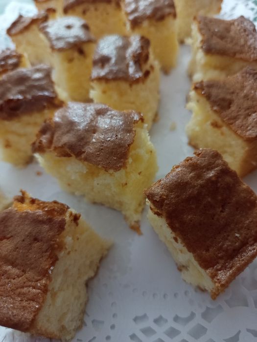 Bolo de iogurte caseiro com ou sem cobertura