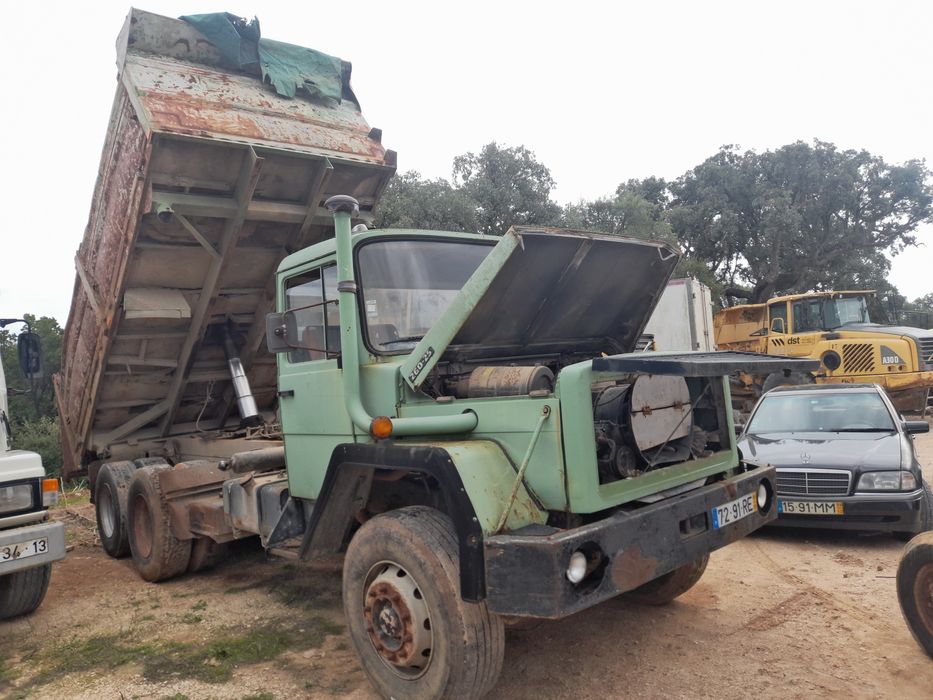 Magirus 6x4 basculante desaterro
