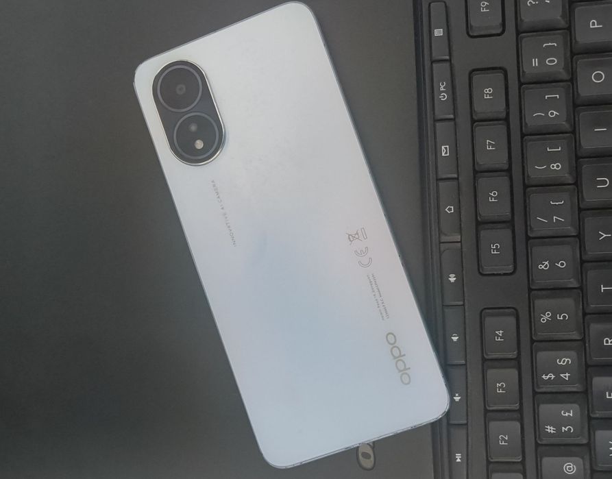 OPPO A18 glowing blue 4gb / 128gb