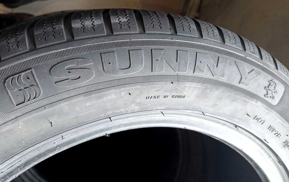 Шина (одна) 235/55R17 103V XL Sunny Snowmaster