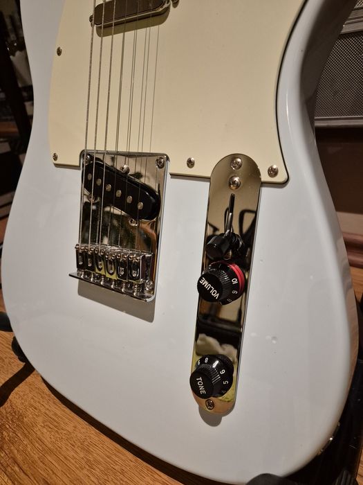 Gitara elektryczna Sire larry carlton t3