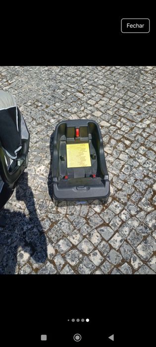 This "Chico" Car Seat with 2 Bases64584408168706123