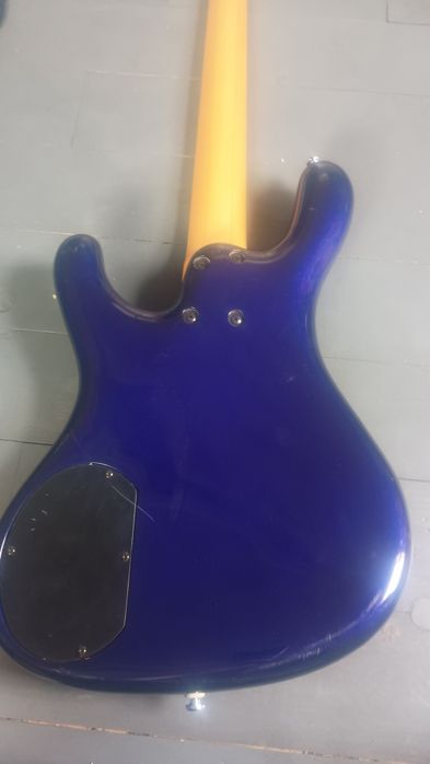Gitara basowa Ibanez edb300 ergodyne