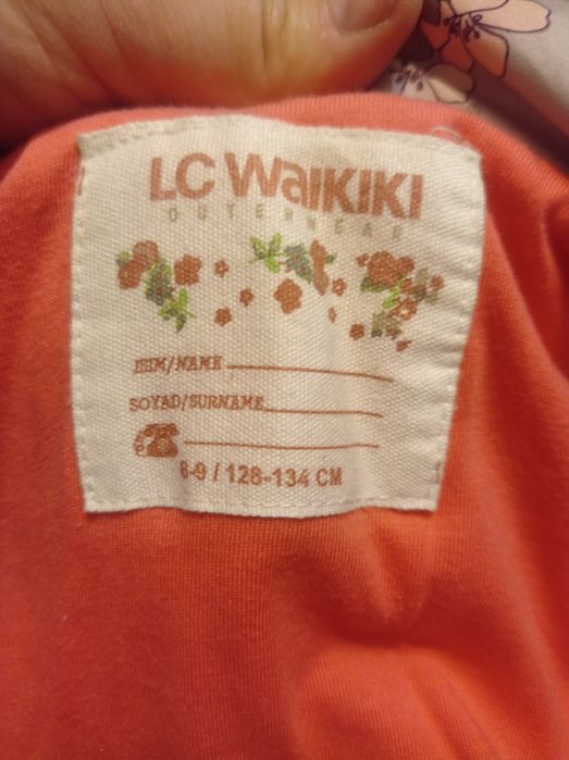 Жилетка на весну для дівчинки 8-9 років, фірма LC Waikiki