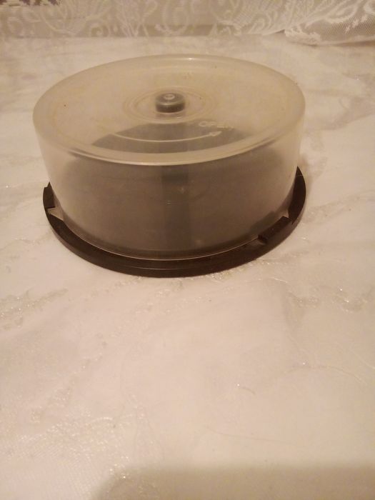 Футляры для компьютерных дисков