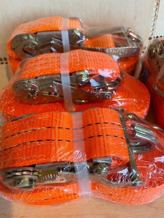 Стяжні ремені  2-3-5 тонн тріщотка