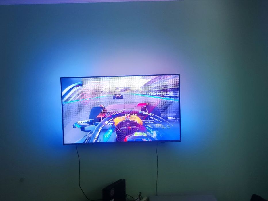 Продам сучасний телевізор Philips 55PUS8518/12 у відмінному стані