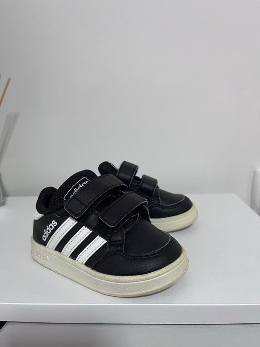 Кеди adidas, розмір 20