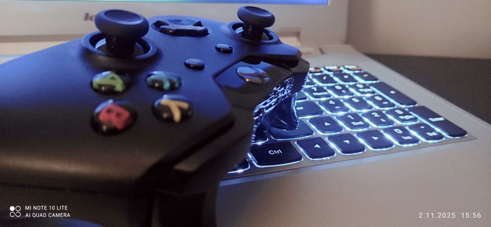 Pad Xbox one oryginalny, 100% sprawny