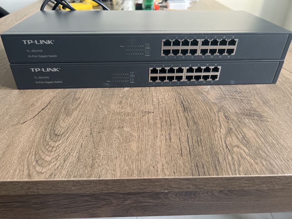 Комутатор TP-link 16 port