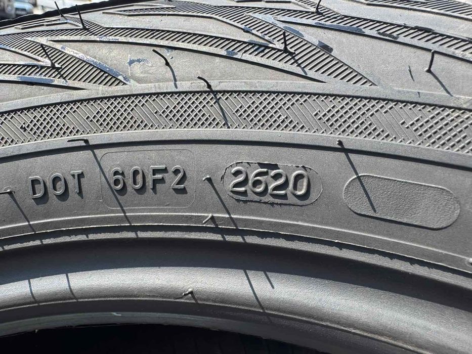 Зимові шини Nokian 225/60 R17